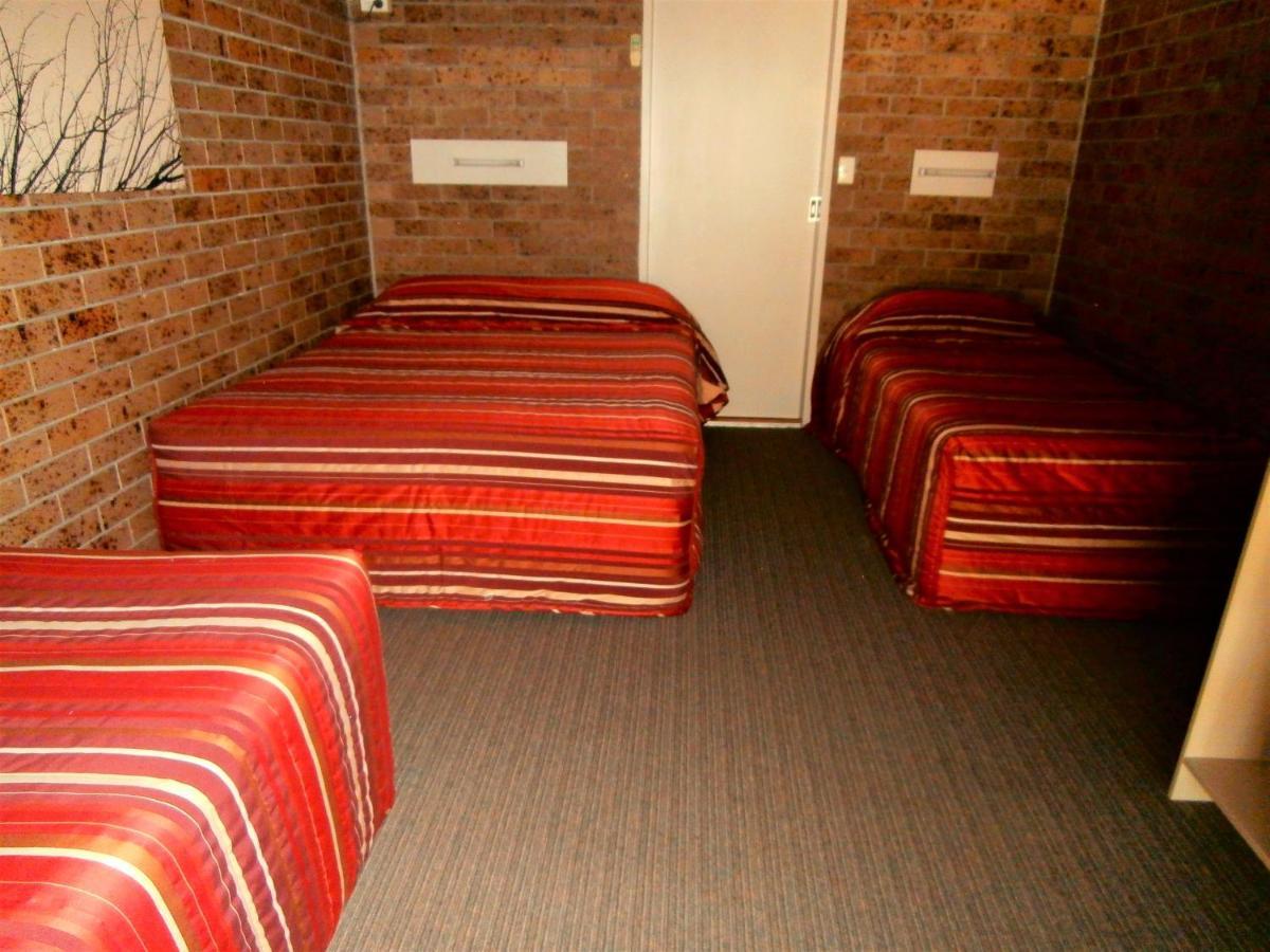 The Canungra Motel Екстер'єр фото
