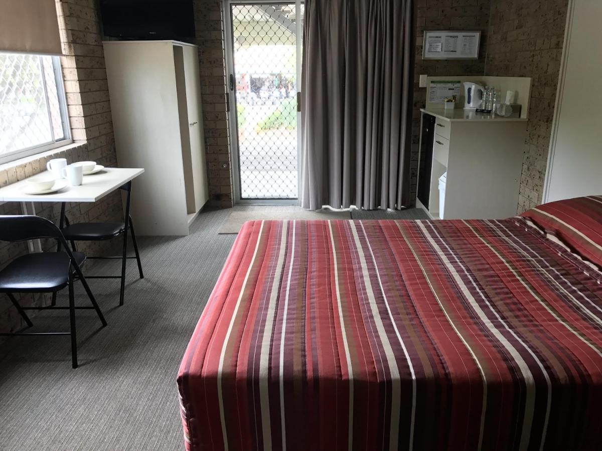 The Canungra Motel Екстер'єр фото